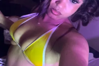 outcals available Horney asf Kum slut me 😈😩 📲SMALL 💕💕 THICK 😵‍💫😍😍 & TIGHT 🫦🫦🫦😈👀 LOVE TO HAVE FUN 🤪 AVAIL :2⃣4⃣• - Image 3