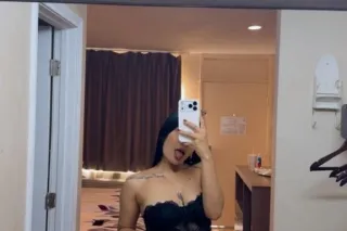 Soy una chica joven dispuesta ... - Image 3