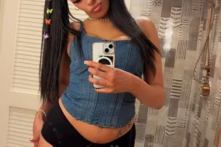 😋6'0 fun cum see me 💦😉 - Image 5