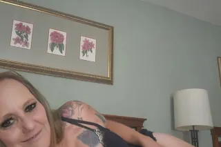 Your Favorite Gilf is up and reasy to host - Image 10