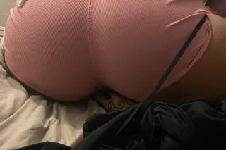 Heyy im available!!! Hmu! ❤😍 -... - Image 2