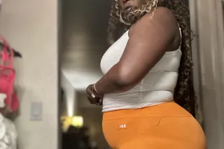 Jamaican Beauty with the big O booty - Image 10