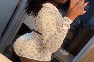 NIGERIAN HOT GYAL 💦🍫 OUTCALL - Image 1
