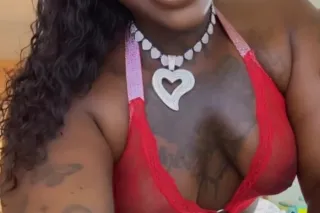 😍Cum See Me 🔥QV Special Today Only 😍 AVAILBLE😍⭐INCALLS & OUTCALLS⭐ GREENVILLE⭐NEW BIG BOOTY EBONY✈ Twitter @acwatergod🔥 JAMAICAN🔥 1000% REAL HALF HOUR SPECIAL TONIGHT ONLY 👑 I SQUIRT & CREAM👑 PRETTY AS FUCK 😍 - Image 4