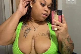 Come Get A Taste Of This Honeyy - Image 5