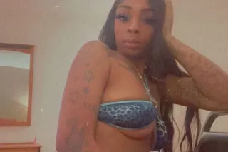 IM Back 😘🥰 Your favorite eater - Image 4