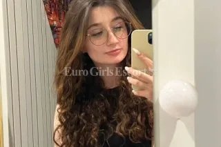 Adelina, agency Sweet Heart. Last seen online: 21.7.2026 - Image 2