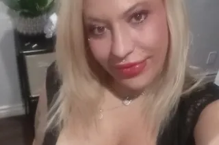 Triple Ddd*$ on my knees ready to PLEASE!! - Image 10