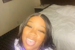 🍑 Thick & Curvy Bombshell - 27 - Image 1