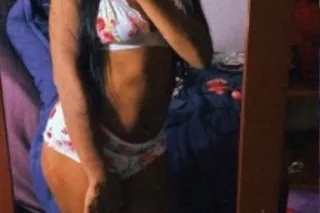 YALL FAVORITE FUNSIZE HOE ASK FOR THE TWO GIRLS SPECIAL - Image 8