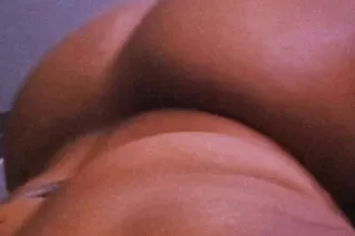 come see about my 2 girl - Image 2