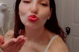 INCALL AVAILABLE (low rates) -... - Image 1
