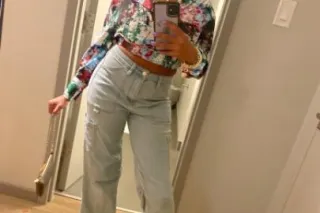 Hello guys Ms.Blossom here loo... - Image 2