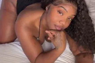 NEW IN TOWN 🍑💦 Come Break Me Innn ‼ - Image 1