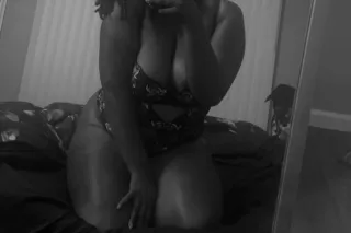 **INCALL AVAILABLE** LAST NIGHT HERE CUM SEE ME BABY😜💦 READY TO HAVE SOME FUN 🫦 - Image 2