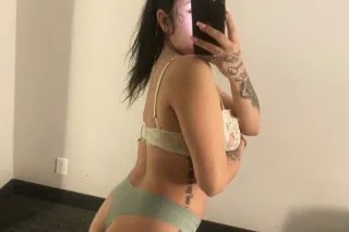 AVAILABLE NOW CUM SEE DESIRE💦😘 - Image 9