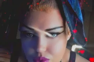 Honey B - Image 1