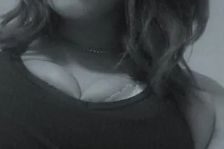 SEXY THICK CUBAN ENCHANTRESS I... - Image 2