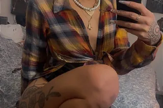 5'2 Petite Creamy Kitty /Deep Throat 💦🍆 INCALL SPECIAL/ OUTCALL SPECIAL 💦 💙CONTENT AND FT SHOWS AVAILABLE 😝 - Image 2