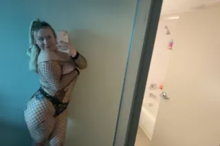 Blond Texas Pawg just one call away 📞 Open minded genuine fun 🥰 FACETIME SHOWS AND CONTENT ONLY - Image 1