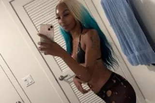 HOT AND SEXY ASIA COME SEE MY ... - Image 1