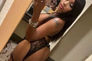 Providence🌴🇹🇹Busty Trinidadian🇹🇹 Squirter💦ASS SMOTHERING🍑🤐38DD🍒FaceTime shows📲Foot Fetish Service🦶🏽 - Image 3