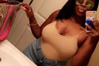 👑💸I AM SOOOO READY TO TAKE A CUMSHOT ALL OVER THIS PRETTY FACE DADDY💸👑 - Image 4