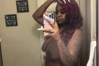 come get this tight wet good pussy - Image 2