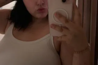 HORNY SEXY LADY READY TO FUCK ... - Image 1