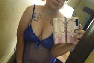 beautiful woman, slut in the sheets, ill make you cum, cum spoil me - Image 6