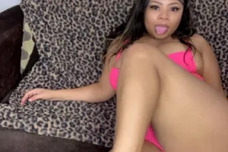 BLACK & RICAN BABE 💦 BIG BOOTY 🍑 GODDESS 💦 NEW IN TOWN 😋 CUM PLAY 💦 🍑 😋 - Image 3