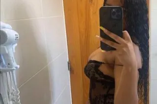 Hi, I'm a Latina girl available💦to fulfill all your desires.✅Big ass and sexy😍. - Image 1
