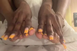 Exotic Body Rubs With Minnie 😘... - Image 2