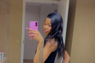 pretty petite w a phatt ah ! 🫣 - Image 2