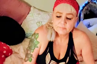 last night fellas im closeing downsome time tonight but keep watch my sxit post i want all my fans to see how much i appreciate them just a short clip for yall😋 - Image 9