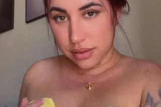 Hello love i am Cherry - Image 2