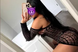 🍑HERMOSA COMPLACIENTE Y CON BU... - Image 2