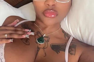 NEW pics 😜💦FUN size 👅 😝5 Star ⭐🌟💦 A1🤩🤯💪🏽🫵🏾CUM Here!!💦😜SlAP my ass and give me BACK SHOTS💦 🫡 BABYDOLL play HOUSE💋👅💦 - Image 5
