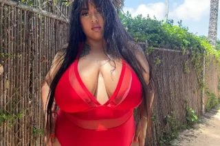last day in Kauai 😍😍 🍑Busty, C... - Image 4
