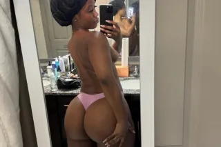 LETS PLAY😍😍💋 Ask about my 2 Gi... - Image 4