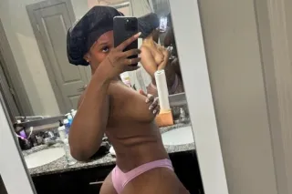 LETS PLAY😍😍💋 Ask about my 2 Gi... - Image 1