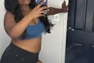 OUTCALLS AND INCALLS AVAILABLE✨ COME TRY SOME SLOPPY HEAD WITH YOUNG WET PUSSY 😩🥺 - Image 5
