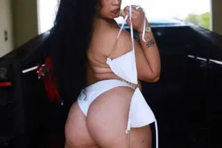 Looking for Sugar Daddy ✨🌹🤑 - Image 2