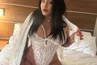 Come and have a great time wit... - Image 1