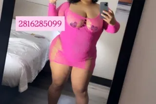 Curvy ThroatGoat Latina👅💦 - 21 - Image 1