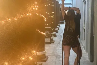 sexy, tight wet kitty😻 🩷💋👅🍑😻🙀🫦... - Image 2