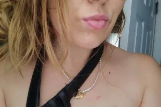 sexy, tight wet kitty😻 🩷💋👅🍑😻🙀🫦🩷one of tampas finest, freakiest and most fun 💦🍑cum let me BLOW UR MIND🙀😻💦🩷👅 - Image 9