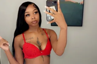 heyy daddy lets have sum fun😘 - Image 1