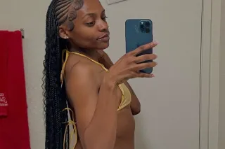 looking to have a little fun NEW IN TOWN!! HERE FOR A FUN TIME NOT A LONG TIME!😘 - Image 2