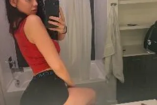 NEW Latina HEAT FREAK🥵 in the ... - Image 4